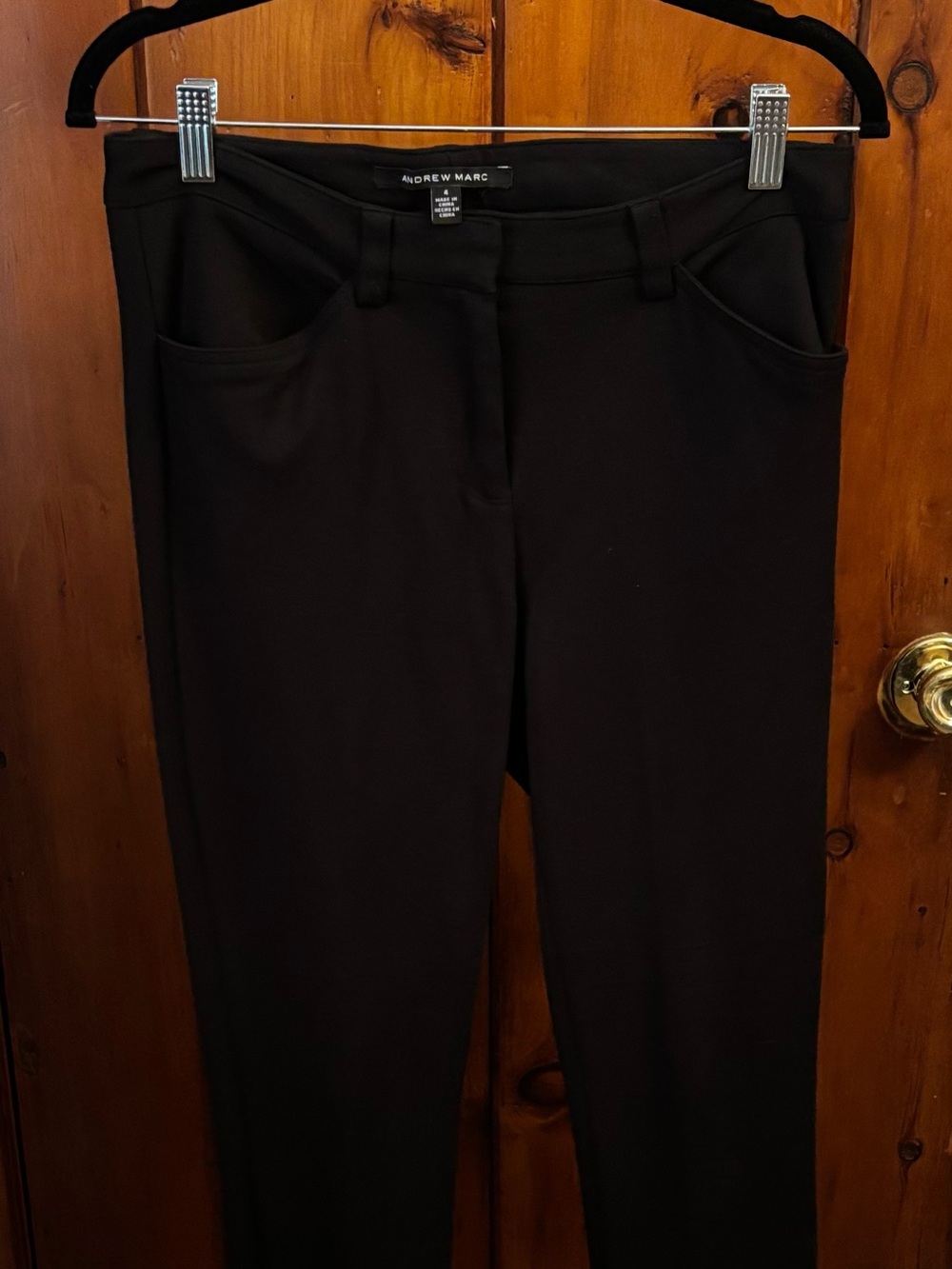 Andrew Marc Black Skinny Ponte Pants